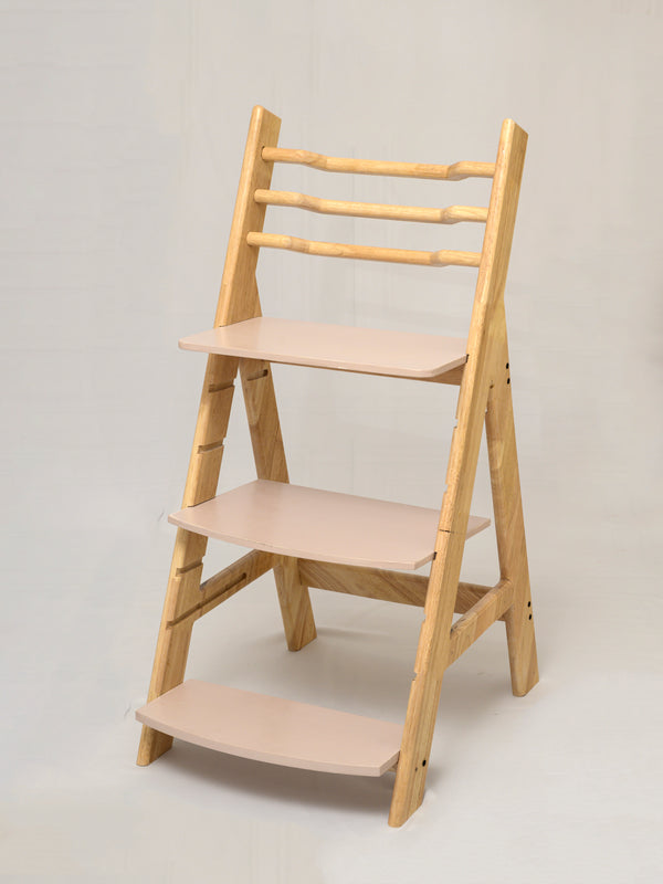 Awwlie's Growing High Chair